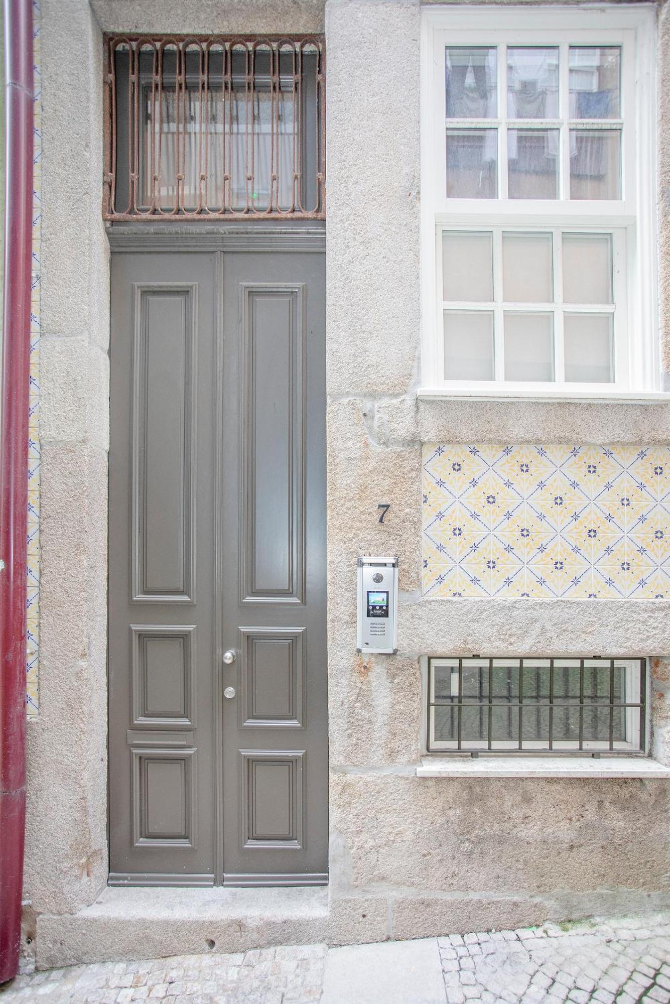 Liiiving In Porto - Ribeira Secret Apartment ภายนอก รูปภาพ